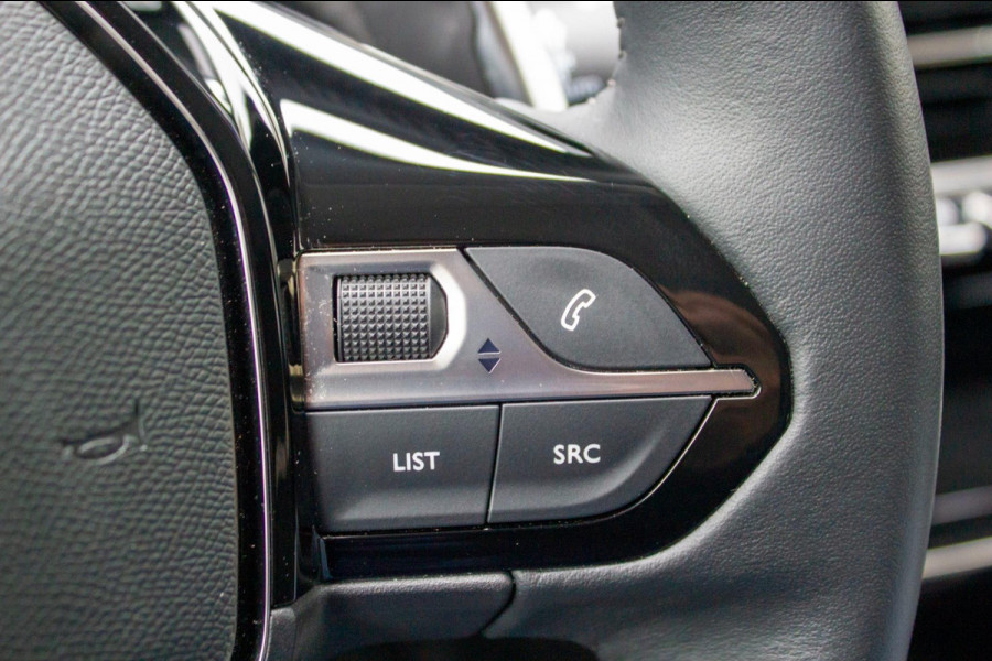 Peugeot 2008 1.2 PureTech Allure | Prijs rijklaar incl. 12 mnd garantie | Lmv Navi Camera Bluetooth DAB Apple Android carplay