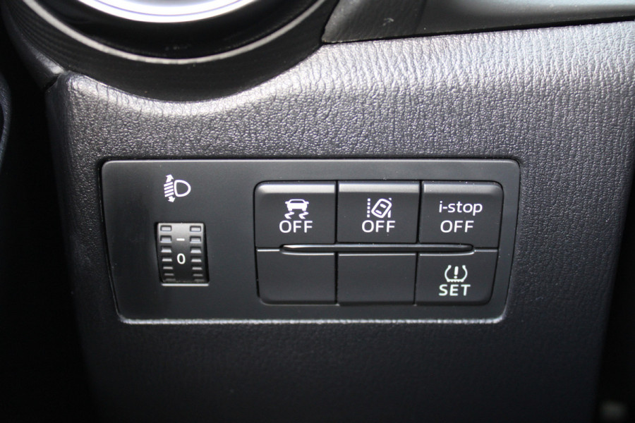 Mazda 2 1.5 Skyactiv-G Sport Selected | Navi | Airco | Cruise | Camera | 16" LM |