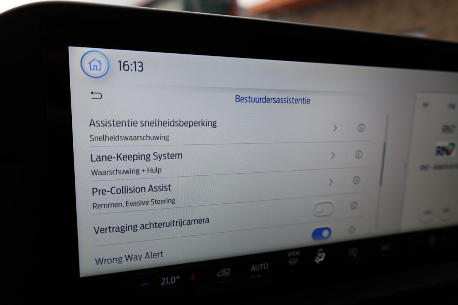 Ford Transit Custom 320 2.0 TDCI L2H1 AUT | Camera | Lane Assist | LED | Apple CarPlay | Garantie tot 06-2027 | NIEUW | AV Black edition | Cobra verlagingsveren | Lederen bekleding | Trekhaak | 3-Zitter