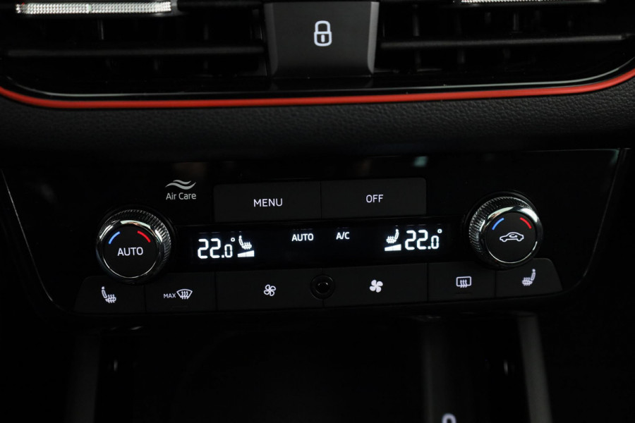 Škoda Kamiq Monte Carlo 1.0 TSI 115 pk 6 versnellingen | Trekhaak | Winterpakket