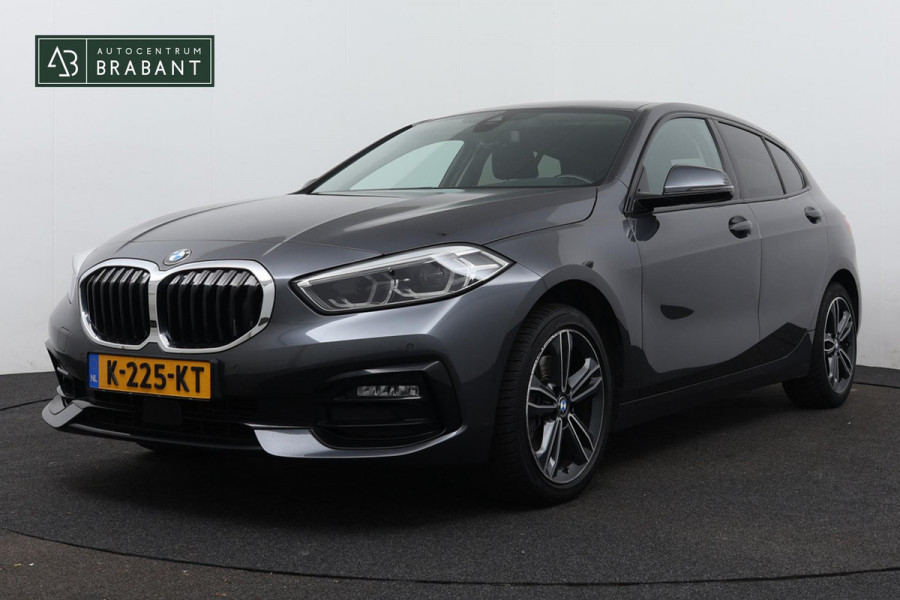 BMW 1-serie 118i Executive Edition Automaat (NAVIGATIE, CARPLAY, PDC V+A, LED, 1e EIGENAAR, DEALER ONDERHOUDEN)