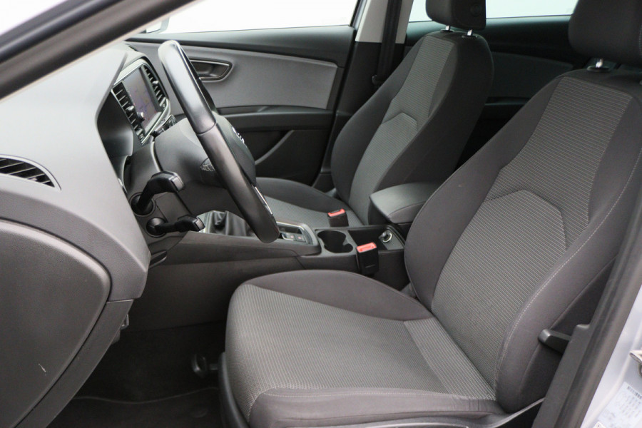Seat León ST 1.0 EcoTSI Style Business Intense Climate, PDC, Cruise, Navigatie, Apple CarPlay, Keyless, Rijstrooksensor