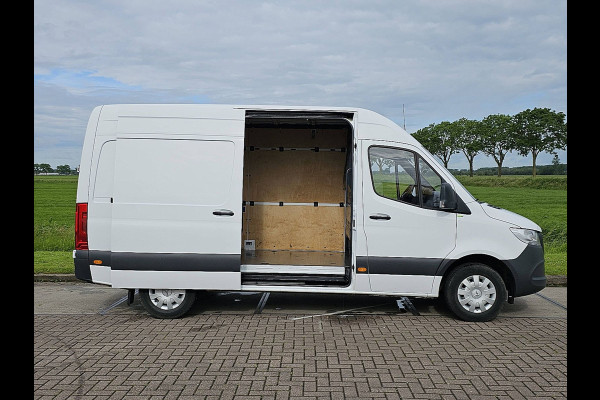 Mercedes-Benz Sprinter 314 2.2 CDI L2H2 EURO VI-D Mbux RWD Airco 143Pk Euro6 1e Eigenaar!