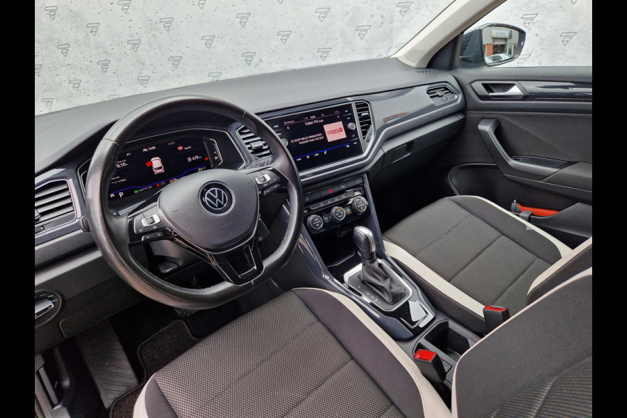 Volkswagen T-Roc 1.5 TSI Sport | Apple Carplay / Android Auto | Clima | Cruise | PDC | Navi |