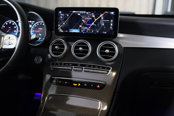 Mercedes-Benz GLC 300e 4MATIC Business Solution AMG / Digital Cockpit / Burmester / Panoramadak / Acc / Lane Assist / Led