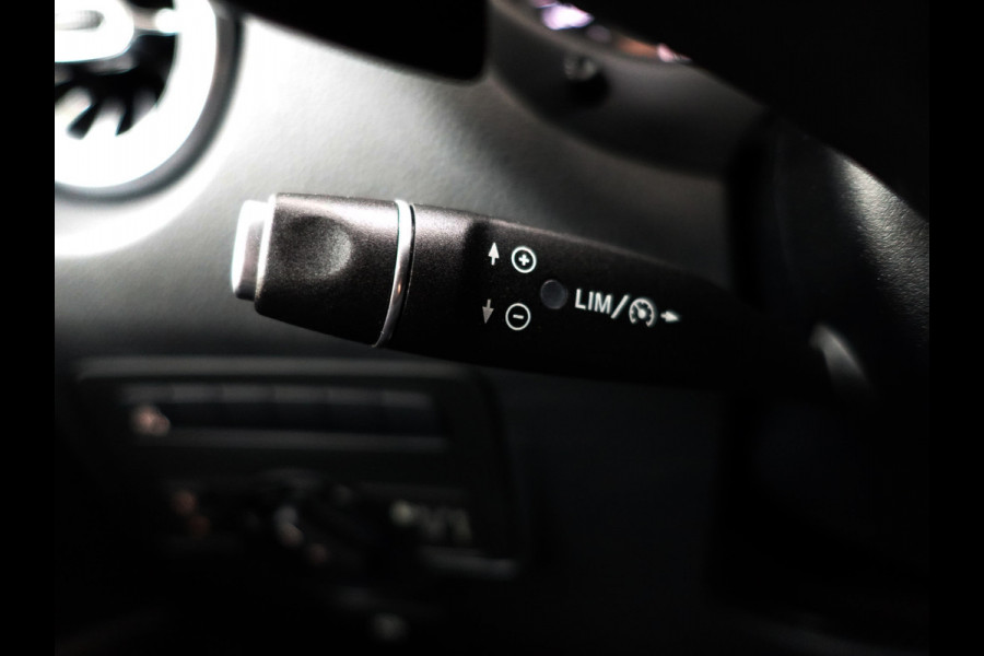 Mercedes-Benz Vito 114 CDI Extra Lang Dubbel Cabine Aut AMG Night Edition - Navi I Xenon Led I Sidebars I LMV I Stoelverwarming