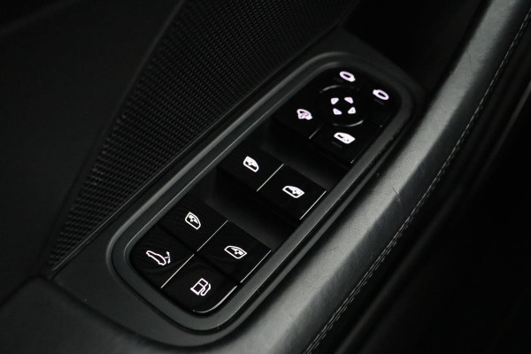 Porsche Panamera 2.9 4 E-Hybrid | Panoramadak | Leder | Carbon | Bose | Stoel & stuurverwarming | Camera | Memory | Navigatie | Luchtvering | Keyless