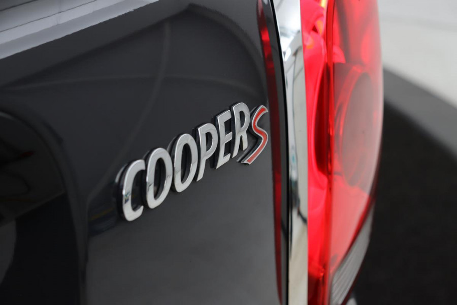 MINI Countryman 2.0 Cooper S Chili | Adaptive cruise | Carplay | Stoelverwarming | Harman/Kardon | Camera | Full LED | Trekhaak | Adaptief onderstel | DAB | Keyless | Verwarmde voorruit | Sportstuur
