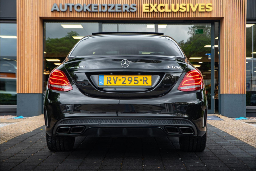 Mercedes-Benz C-Klasse AMG 63 S Panoramadak Schaalstoelen Memory Camera Navigatie ACC Keyless Leer