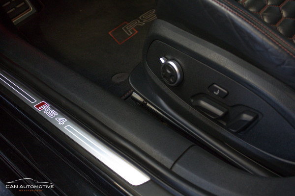 Audi RS4 2.9 TFSI quattro Pro Line Plus Pano B&O Carbon Camera Sportstoelen Matrix