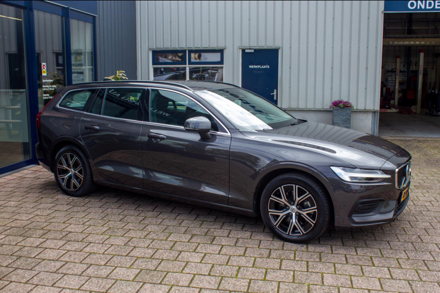 Volvo V60 2.0 B4 Mild-Hybrid | Prijs rijklaar incl. 12 mnd garantie | Lmv Pdc Elek trekhaak Navi Bluetooth Apple carplay