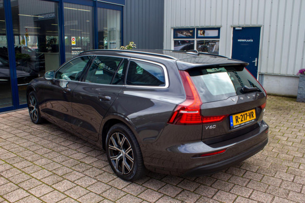 Volvo V60 2.0 B4 Mild-Hybrid | Prijs rijklaar incl. 12 mnd garantie | Lmv Pdc Elek trekhaak Navi Bluetooth Apple carplay