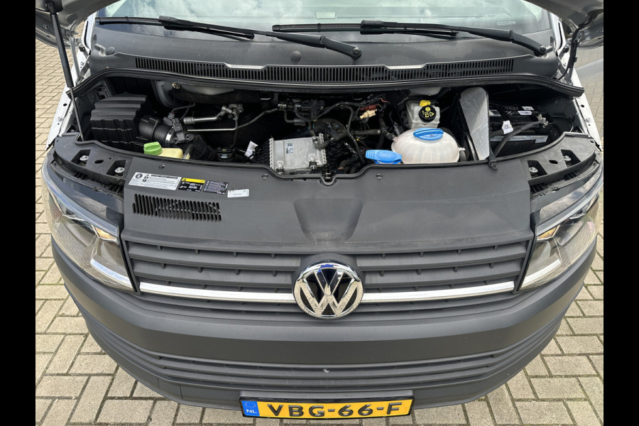 Volkswagen Transporter 2.0 TDI 150PK EURO6 L1H1 Trekhaak/navigatie/cruisecontrol
