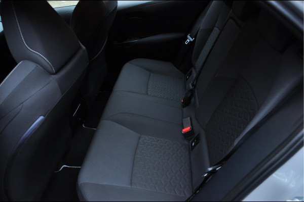 Toyota Corolla 1.8 Hybrid Active | NAVI | CRUISE | CAMERA | CLIMA | LED |