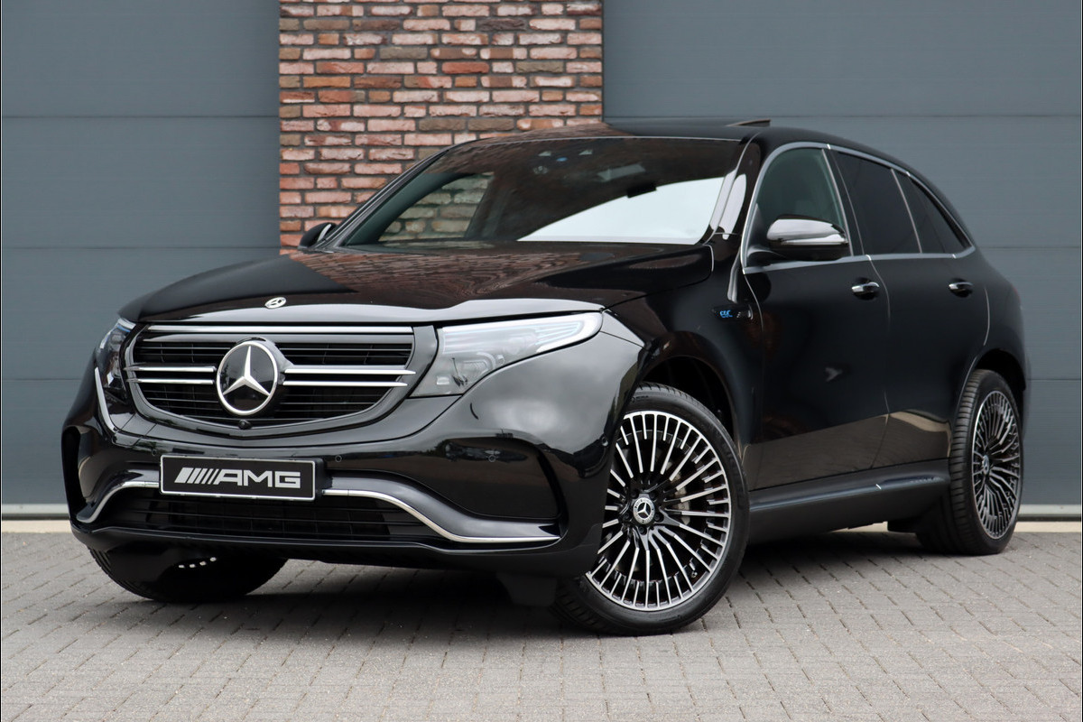 Mercedes-Benz EQC 400 4-MATIC AMG Line 80kWh, Schuifdak, Distronic+, Memory, Burmester, Stuurwiel Verwarmd, Keyless Go, HUD, Surround Camera, Sfeerverlichting, Etc.