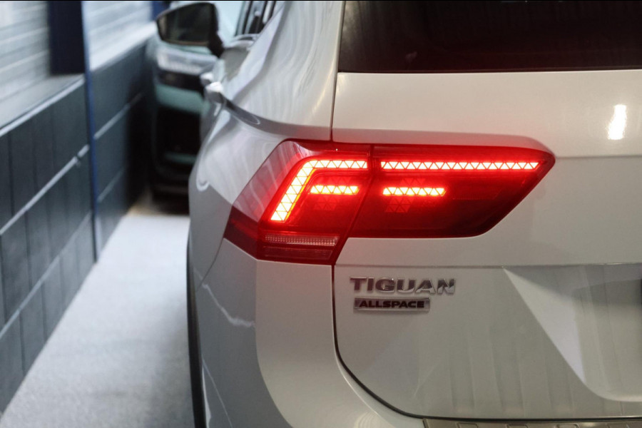 Volkswagen Tiguan Allspace 2.0 TSI 4Motion 7p. R-line LED/VIRTUAL/PANO/ALCANTARA+S.VERWARMING/HUD/CAM/LINE/ACC/ECC/12 MDN GARANTIE