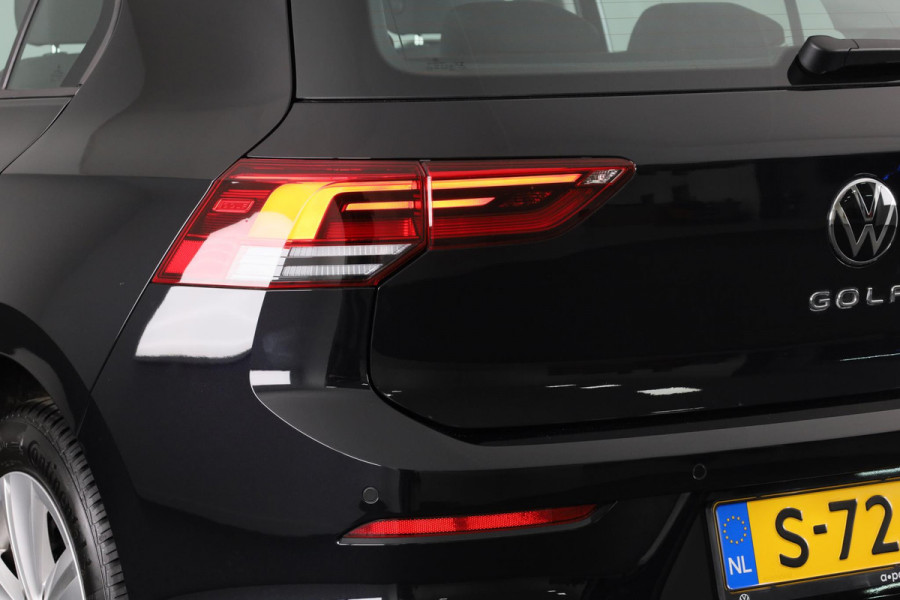 Volkswagen Golf 1.0 TSI Life 110 pk | Verlengde garantie | Navigatie | Parkeersensoren | LED koplampen | Adaptieve cruise control |