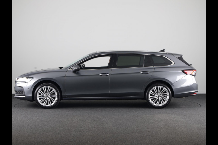 Škoda Superb Combi First Edition 1.5 MHEV 150pk TSI e-TEC Combi | Cognac leder | Travel Assist plus | Panoramadak