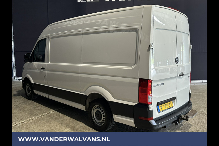 Volkswagen Crafter 2.0 TDI 140pk L3H3 L2H2 Euro6 Airco | Navigatie | 3000kg Trekhaak Apple Carplay, Android Auto, Chauffeursstoel, Cruisecontrol, Parkeersensoren, Bijrijdersbank