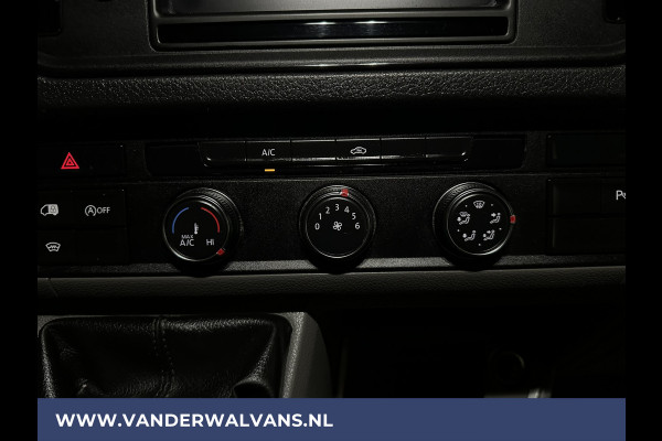 Volkswagen Crafter 2.0 TDI 140pk L3H3 L2H2 Euro6 Airco | Navigatie | 3000kg Trekhaak Apple Carplay, Android Auto, Chauffeursstoel, Cruisecontrol, Parkeersensoren, Bijrijdersbank