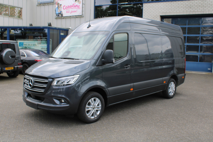 Mercedes-Benz Sprinter 319 CDI L2H2 RWD LED koplampen, 3500 kg Trekhaak, Smartphone integratie pakket,