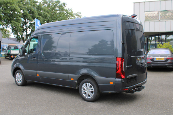 Mercedes-Benz Sprinter 319 CDI L2H2 RWD LED koplampen, 3500 kg Trekhaak, Smartphone integratie pakket,