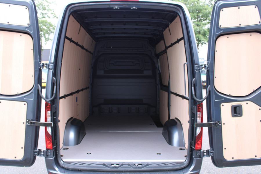 Mercedes-Benz Sprinter 319 CDI L2H2 RWD LED koplampen, 3500 kg Trekhaak, Smartphone integratie pakket,