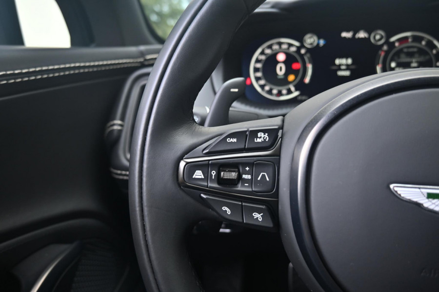 Aston Martin Dbx 4.0 V8 *Panorama / Stoelventilatie / 360 camera / Volledig Leder / Stuurverwarming / 22 Inch*