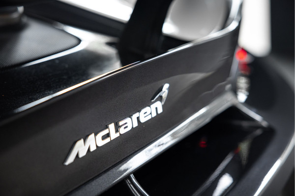 McLaren 600LT Spider 3.8 V8 Lift Vol Alcantara Sportstoelen