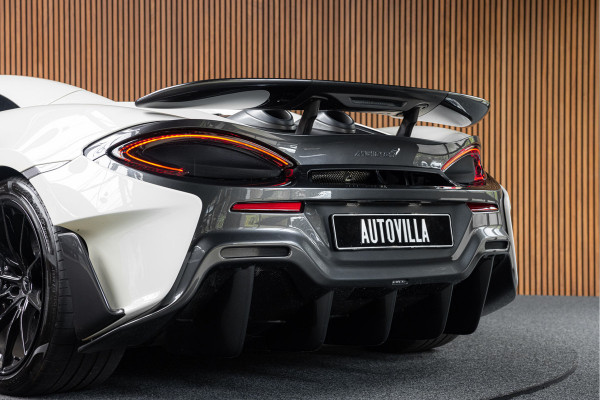 McLaren 600LT Spider 3.8 V8 Lift Vol Alcantara Sportstoelen