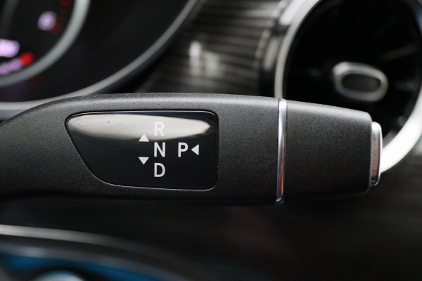 Mercedes-Benz V-Klasse 300d Extra Lang DC Avantgarde Edition Leer, 2x Schuifdeur, ACC, 360° Camera, Navigatie, Lane Assist, 19''