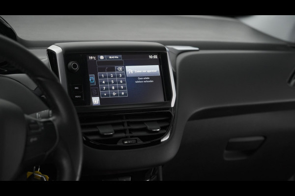 Peugeot 208 PureTech 110 Signature | Navigatie | Parkeersensoren | Cruise Control | Airco