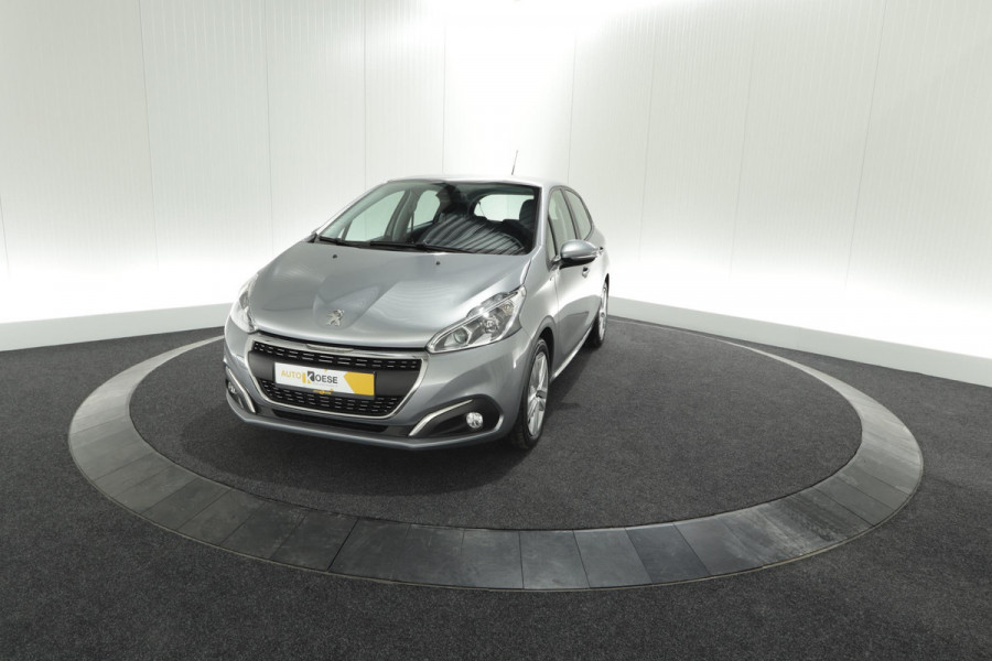 Peugeot 208 PureTech 110 Signature | Navigatie | Parkeersensoren | Cruise Control | Airco