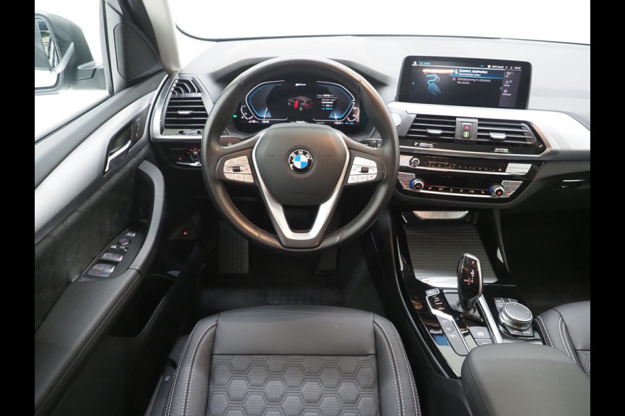 BMW X3 xDrive30e 292PK | Honeycomb Leder | Adaptive Cruise | Carplay | Camera | Trekhaak