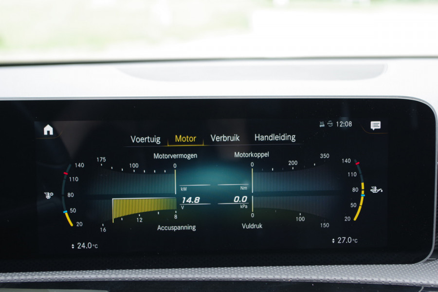 Mercedes-Benz A-Klasse 200 163 PK Automaat Premium Plus, Cruise Control, Navigatie, Camera, Stoelverwarming
