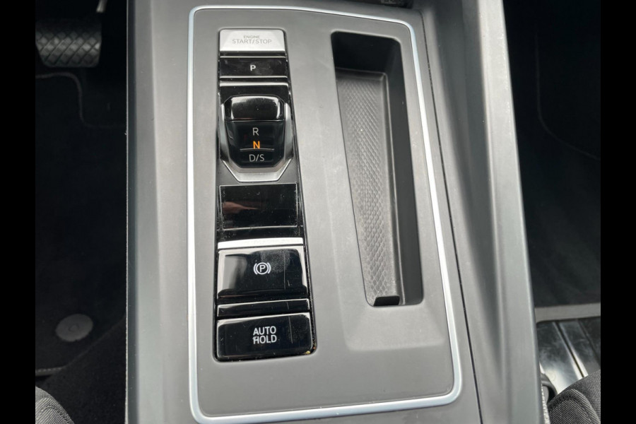 Volkswagen Golf 1.5 eTSI Style | Org. NL-auto | automaat | camera | 18" lmv
