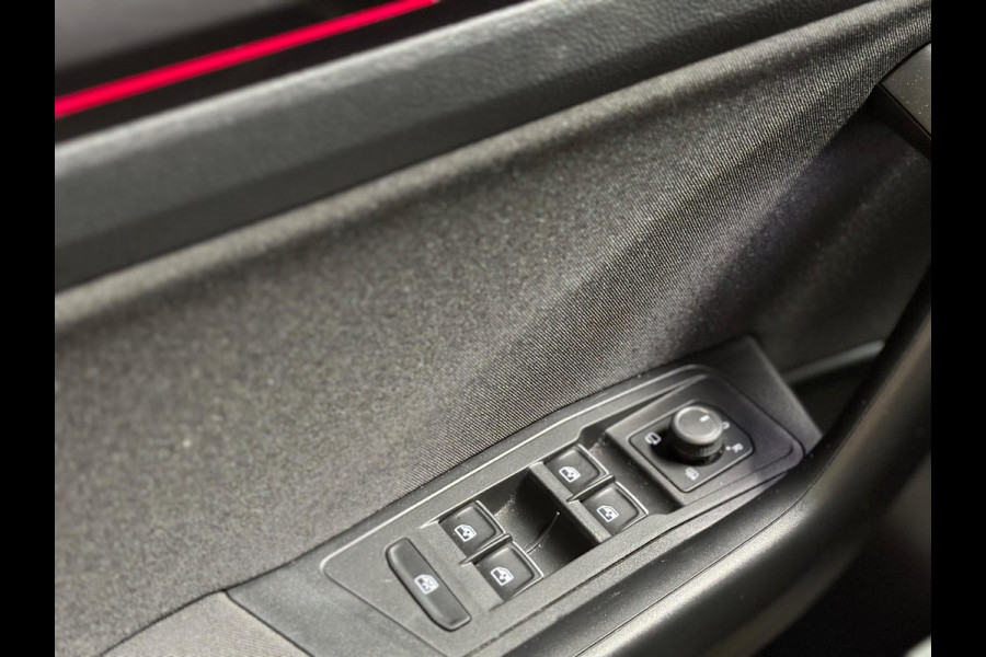 Volkswagen T-Roc 2.0 TSI 4Motion Sport | Camera | side assist | DAB | Carplay | sfeerverlichting