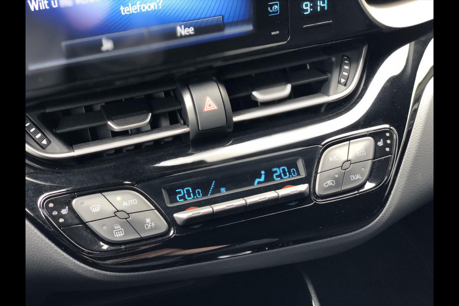 Toyota C-HR 1.8 Hybrid Bi-Tone | Trekhaak, Navigatie, Dodehoekherkenning, Stoelverwarming, 18 inch, Keyless, DAB