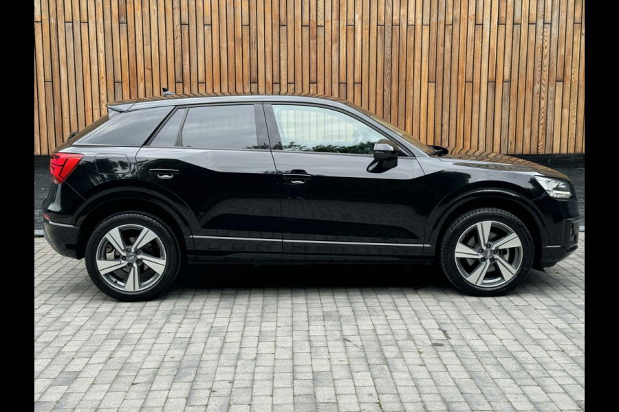 Audi Q2 1.0 TFSI #limited S-tronic | LED | Navigatie | Leer Diamond Stitch | Parkeersensoren achter | Stoelverwarming | Inklapbare spieg