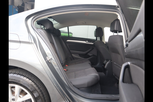 Volkswagen Passat 1.4 TSI Comfortline / NL Auto