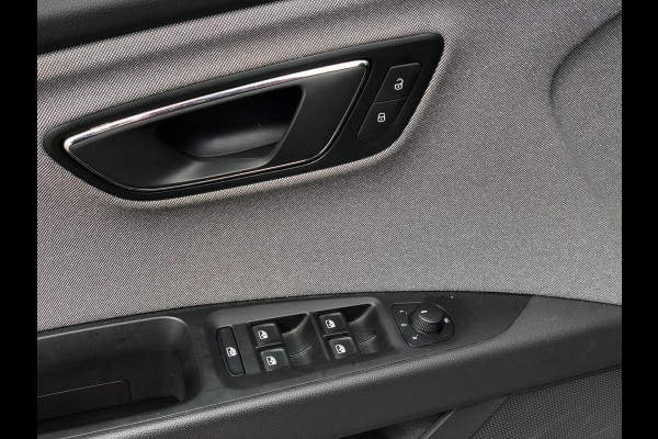 Seat León ST 1.5 TSI Style Ultimate Edition | Navi, Full Link, Camera, Trekhaak, Climate, Cruise | Goed onderhouden | NAP |