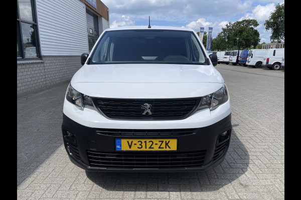 Peugeot Partner 1.6 BlueHDI Premium / vaste prijs rijklaar € 10.950 ex btw / lease vanaf € 199 / airco / apple carplay android auto / cruise control / armsteun !