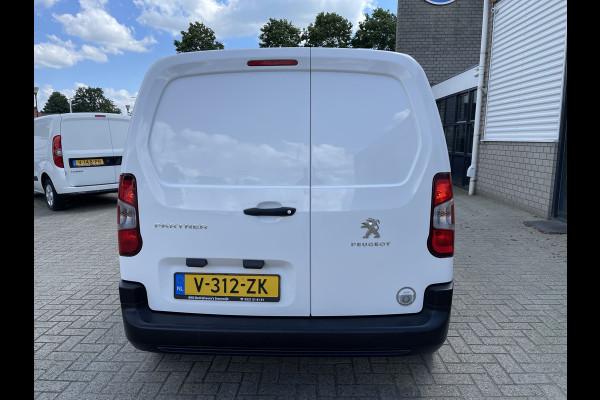 Peugeot Partner 1.6 BlueHDI Premium / vaste prijs rijklaar € 10.950 ex btw / lease vanaf € 199 / airco / apple carplay android auto / cruise control / armsteun !