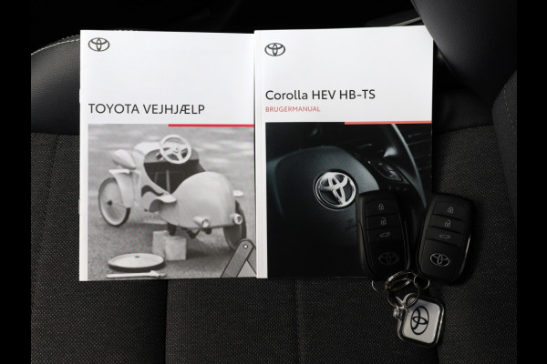 Toyota Corolla Touring Sports Hybrid 140 Dynamic | Half leder | El achterklep | Cloud Navi