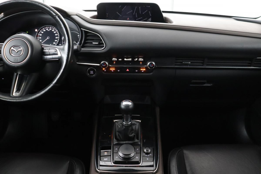 Mazda CX-30 2.0 e-SkyActive-X M Luxury | Leder | Head-Up | Adaptive cruise | Bose | Stoel & stuurverwarming | Camera | Carplay | Navigatie | Full LED | Keyless | Dodehoek detectie