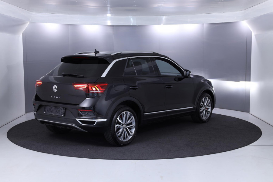 Volkswagen T-Roc 1.5 TSI Sport Digital display| Navi| 18'-LMvelgen| Camera| LED|