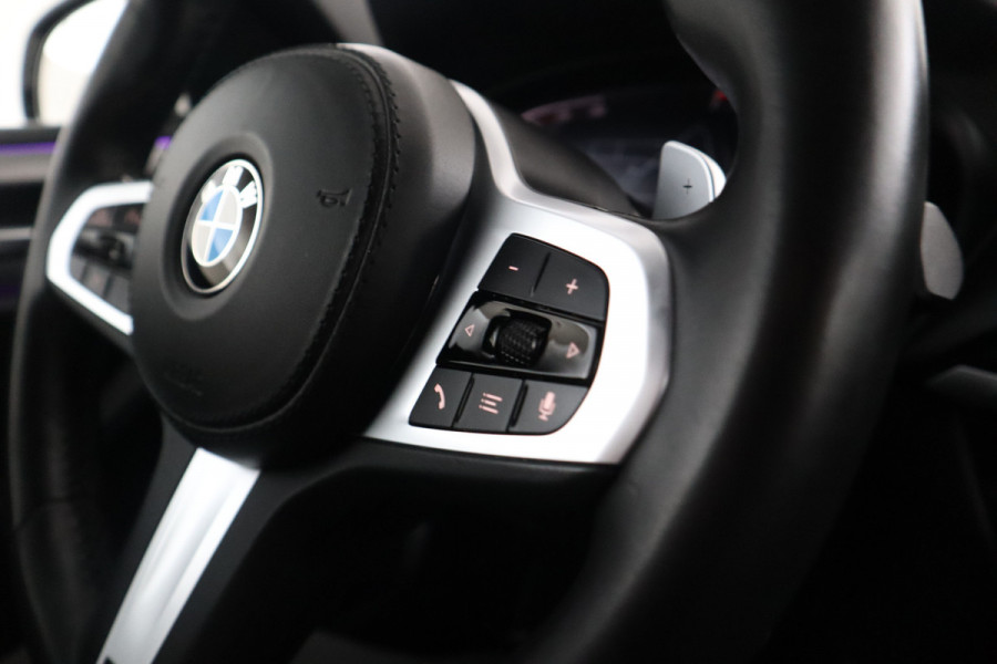 BMW X4 xDrive20i Executive Edition M-Sport, Leer, Climate, Navigatie,