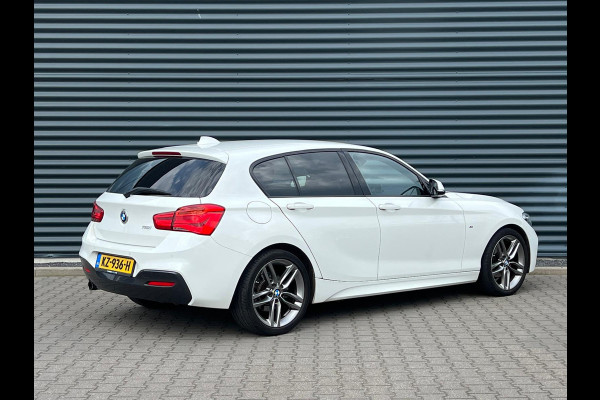 BMW 1-serie 118i M-Sport Shadow | Led | Alcantara Sportstoelen | Navigatie | Parkeersensoren | Cruise Control |