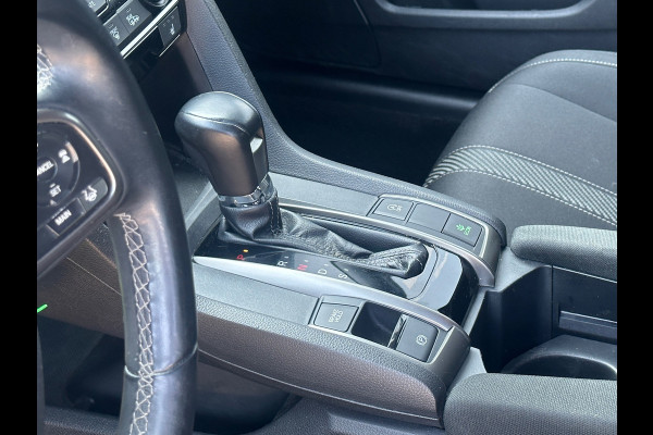 Honda Civic AUT i-VTEC Premium LED|Adap Cruise|Stoelv|Camera