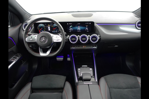 Mercedes-Benz GLA 200 AMG Night Edition Aut- Panodak I Leer I Widescreen I Sfeerverlichting I Matt grey